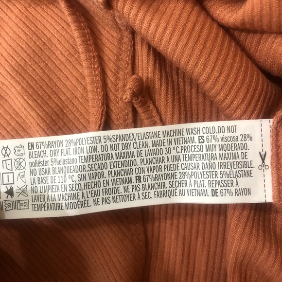 NWT forever21 knit bodysuit in salmon S - Picture 6 of 7